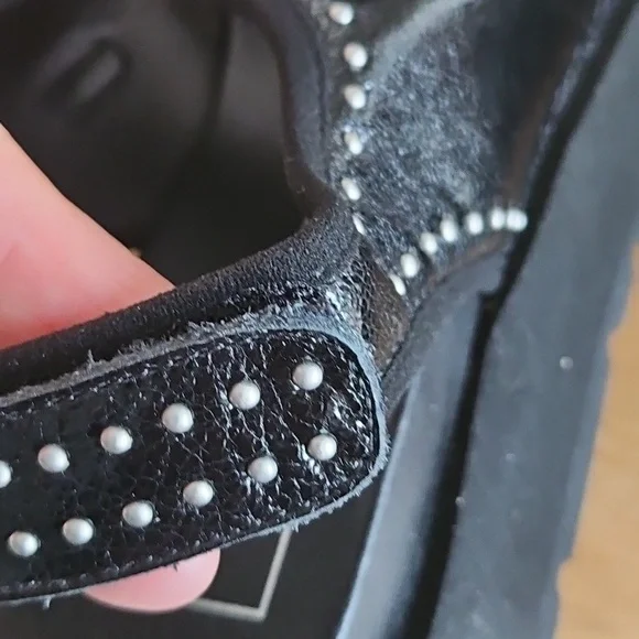 Dolce Vita Midnight Dubai Stud Crinkle Patent Leather Sandals - Picture 10 of 10